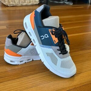 On Cloud Men’s Sneakers BRAND New